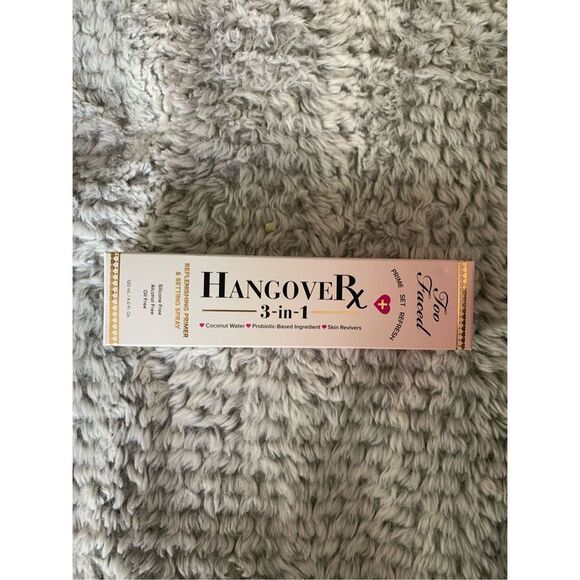 Too Faced 3 in 1 Replenishing Primer Setting Spray - Picture 1 of 2